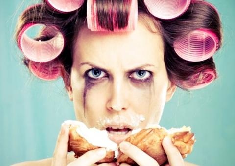 Saiba como evitar a fome incontrolável durante a TPM