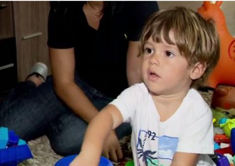 Criança de 1 ano é  atropelada e é salva por um 'milagre'; Vídeo