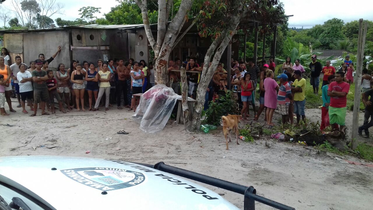 Homem é morto a golpes de faca em Manaus 