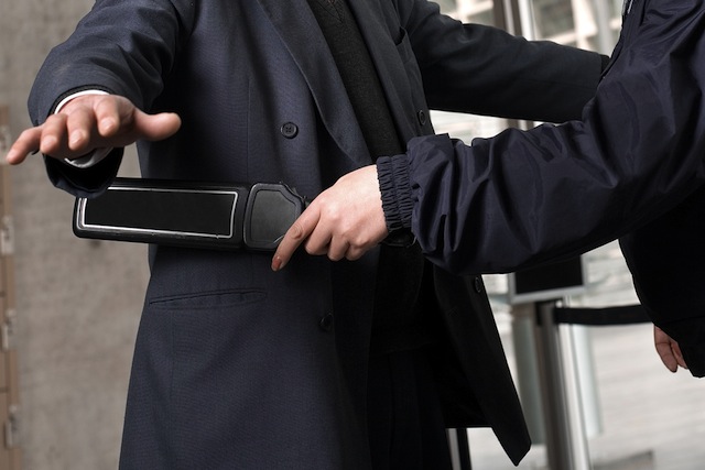   Magistrados passarão por revista ao entrar em presídios 