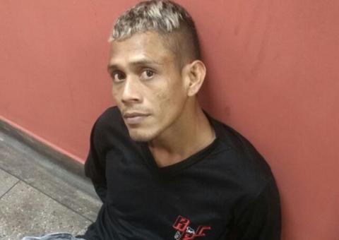 Foragido do Compaj é reconhecido e recapturado em bairro de Manaus