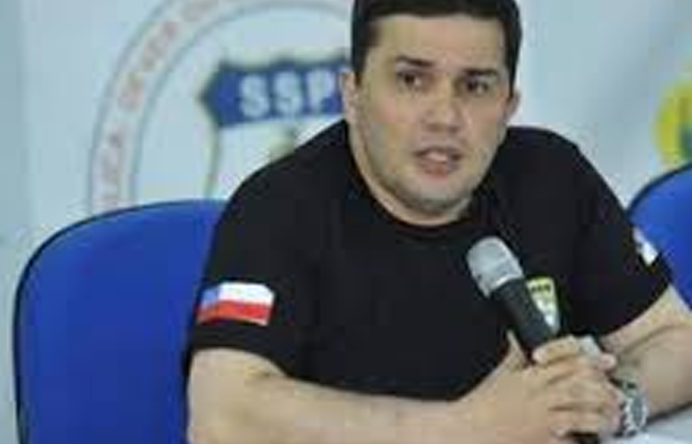 Secretário nega que presos estejam apanhando nas prisões do Amazonas