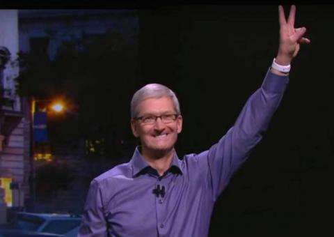 Sair em foto fazendo sinal da paz pode permitir que seu celular seja invadido