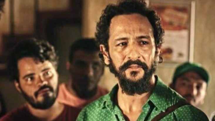  Após novela, ator de 'Velho Chico' sobrevive de faxinas em São Paulo