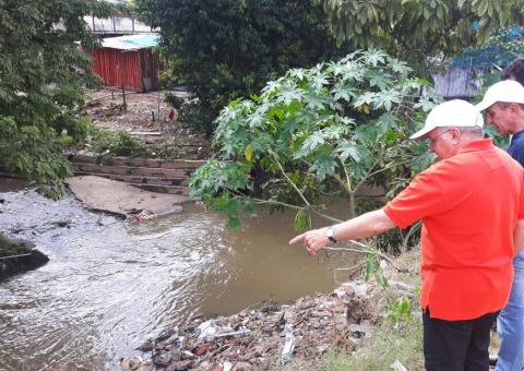 Governo realiza obras emergenciais para conter alagações