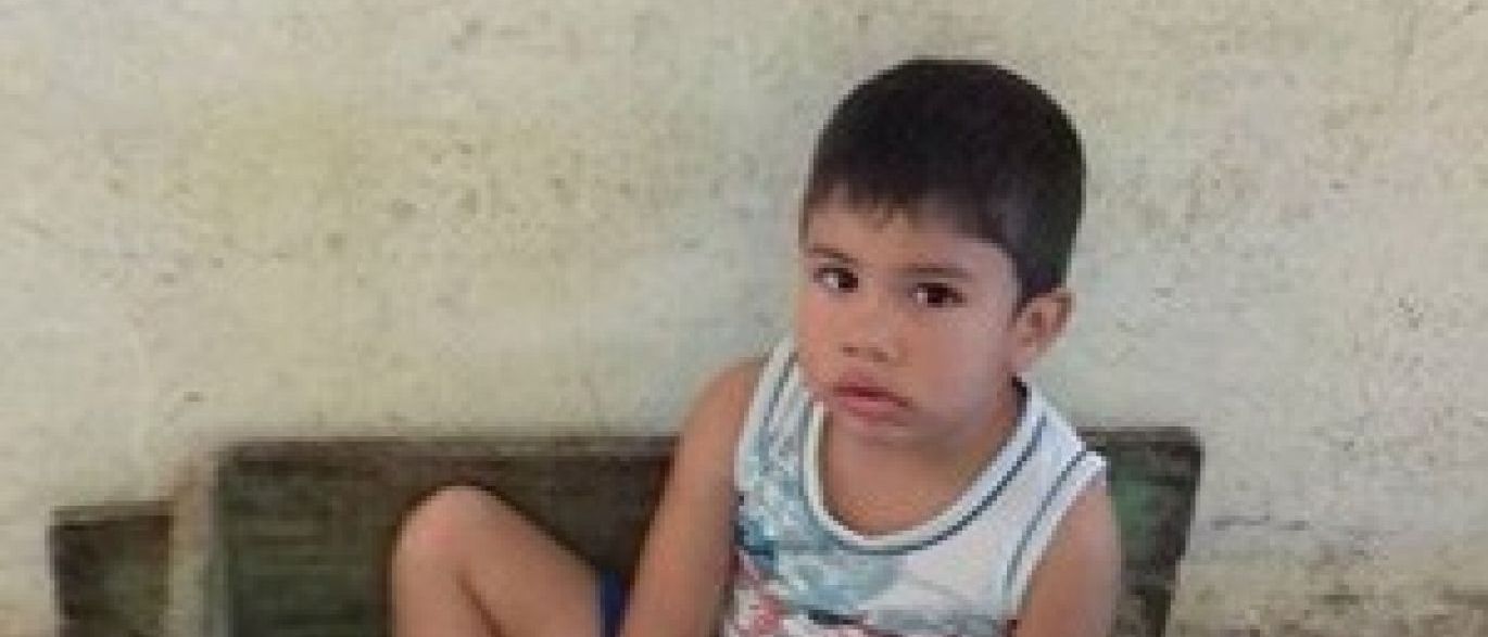 Padrasto é preso suspeito de estrangular enteado de 3 anos 