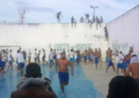 Governo suspeita que pode haver mais corpos de detentos em fossas de presídio após rebelião