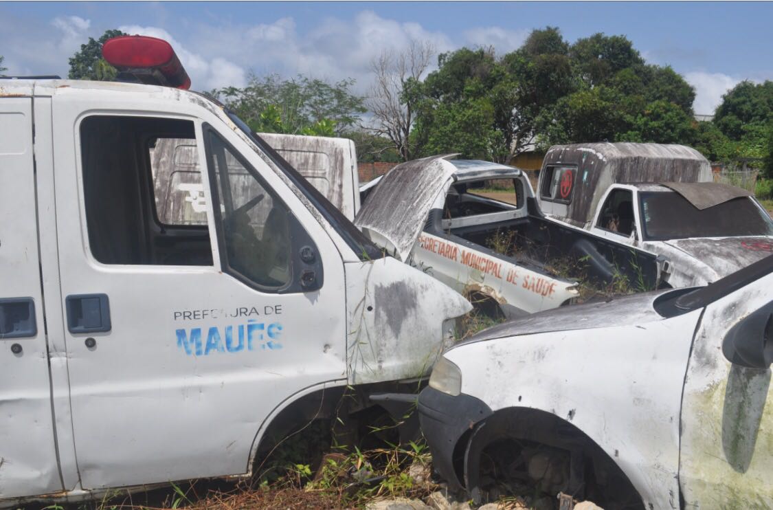 Veículos da Prefeitura com peças 'perdidas' viraram sucata durante gestão de 'Padre Carlos'