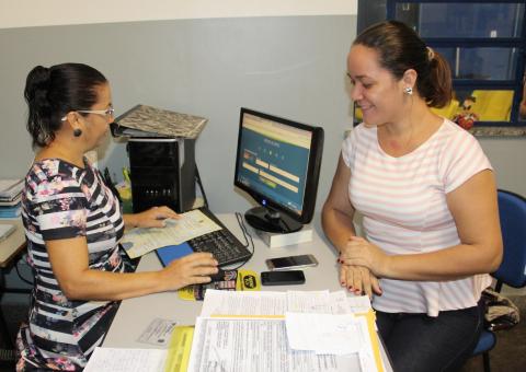 Matrículas na rede pública de ensino começa atendimentos presenciais