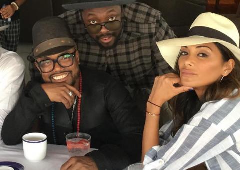 Fergie deixa Black Eyed Peas e Nicole Scherzinger assume os vocais femininos