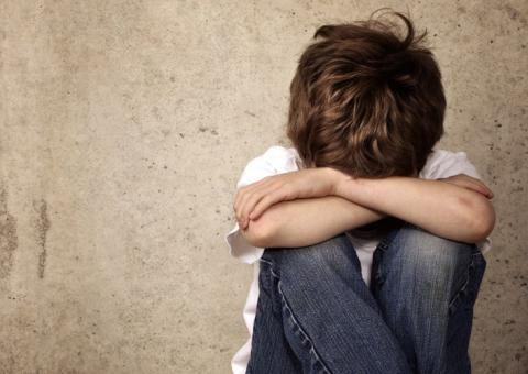 Mãe fazia sexo com o filho para 'ajudá-lo' a melhorar de doença