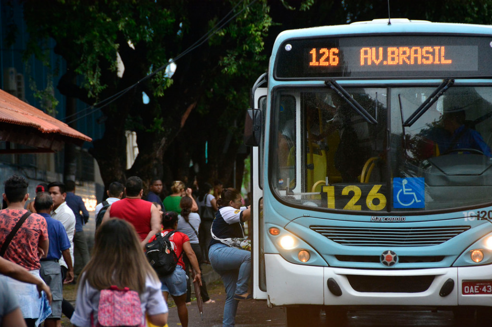 Ônibus retornam às ruas nesta quarta-feira