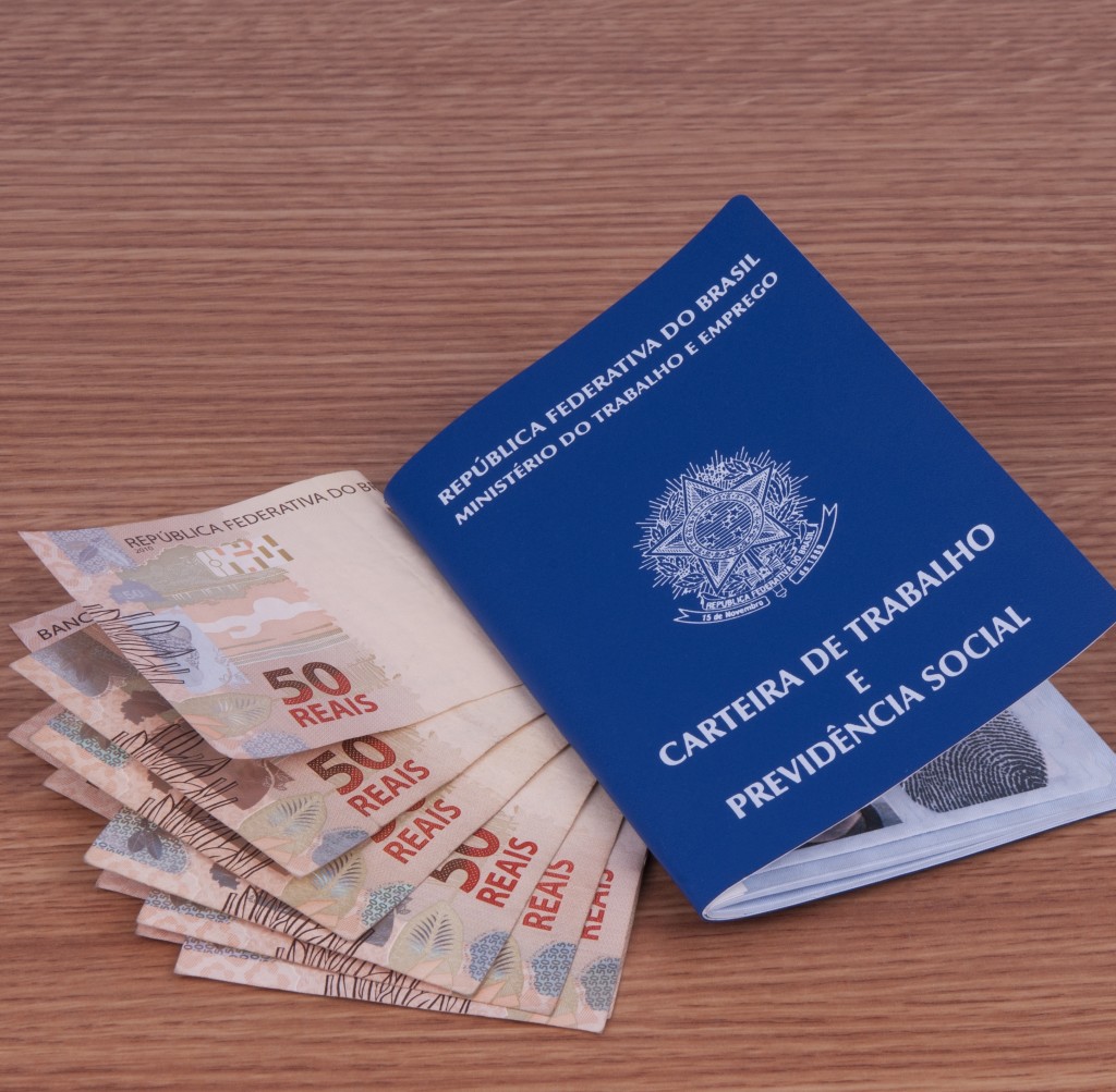 Governo libera seguro-desemprego atrasado; veja quando sacar