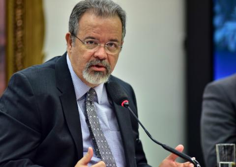 Ministro da Defesa deve visitar regiões de fronteira no Amazonas 