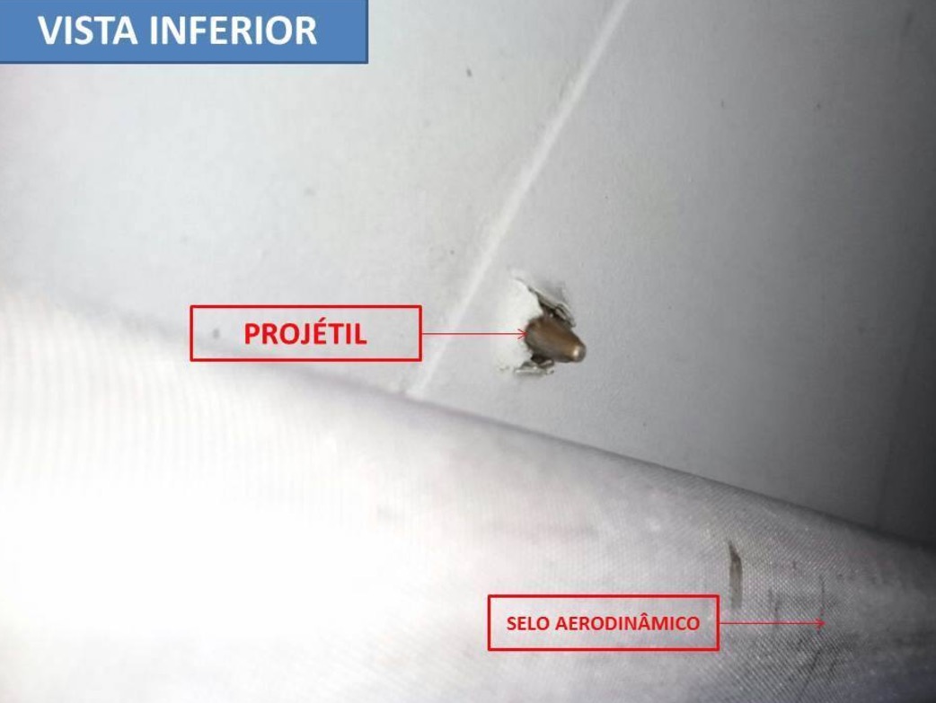 Avião da Latam é atingido por tiro de fuzil