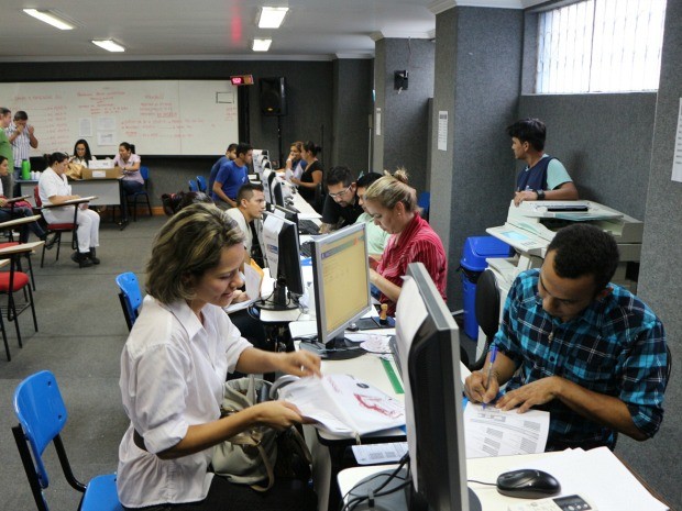 Entrega de documentos do Bolsa Universidade encerra nesta sexta-feira 