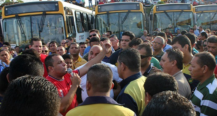 Rodoviários definem prazo de 10 dias para pagamento de benefícios e ameaçam nova greve