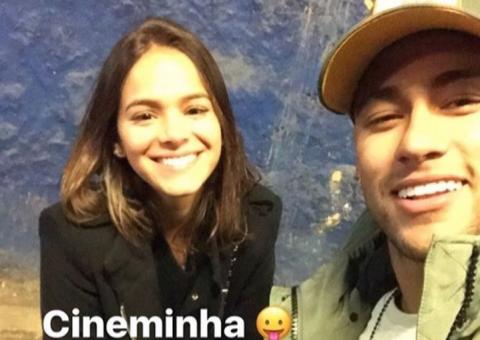    Neymar publica foto ao lado de Bruna Marquezine e empolga fãs