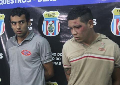 Familiares agridem acusado de decapitar mototaxista em Manaus