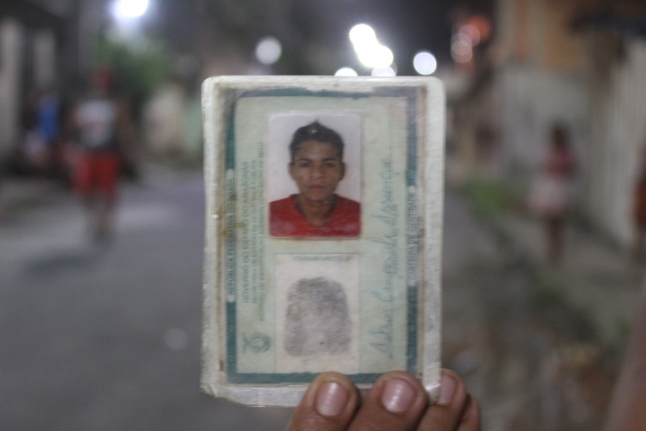 Em Manaus, homem é morto a facadas após apartar briga 