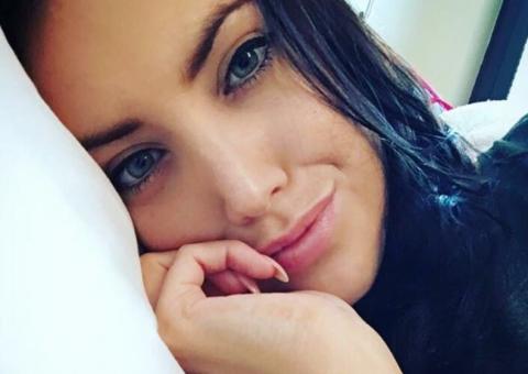 Jovem faz texto emocionante para o marido antes de morrer 