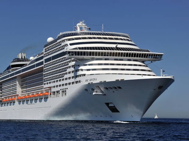 Manaus recebe primeiro navio de 2017 