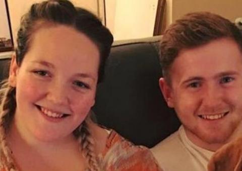 Mulher sente dores nas costas e é surpreendida com revelação chocante 