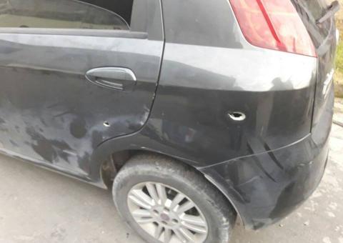 Homens são detidos após roubarem carro e trocarem tiros com a polícia em Manaus