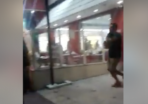 Criança de dois anos morre após ser atingida por bala perdida no Rio