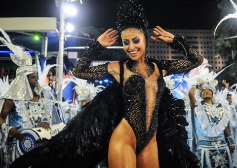 Veja as 13 musas que vão brilhar no carnaval 2017