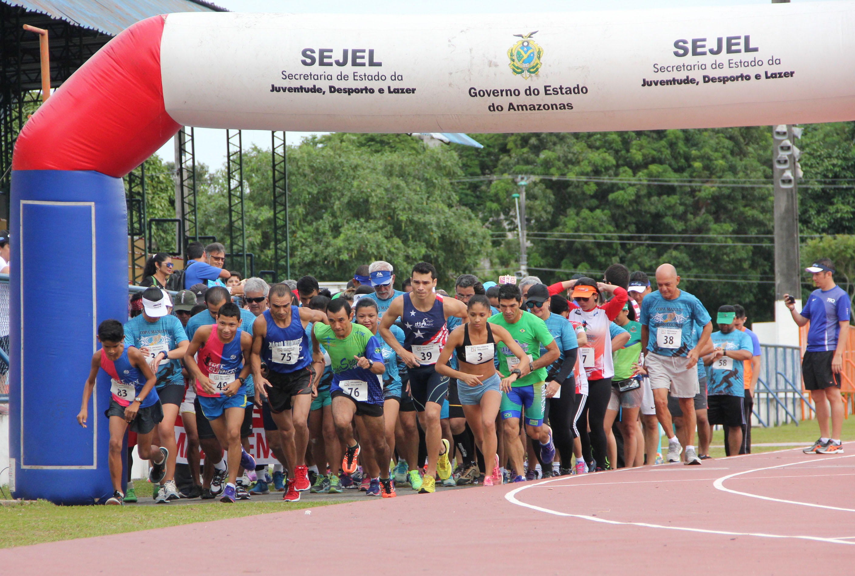 Copa Manaus de Cross Country leva mais de 100 competidores  à Vila Olímpica