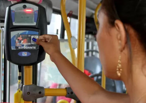 Tarifa de ônibus continua congelada para estudantes mesmo com reajuste da passagem