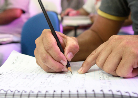 Sesi abre vagas para Educação de Jovens e Adultos