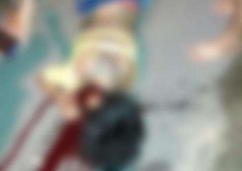 Corpo de mulher é achado cravado de balas em avenida de Manaus 