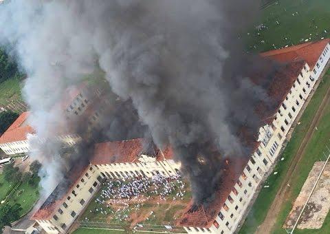 VÍDEO: 200 presos fogem durante rebelião em presídio de SP