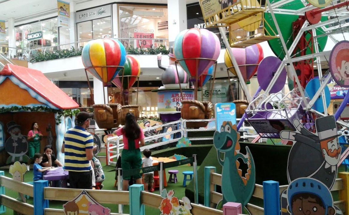 'Mundo Bita' faz a alegria da garotada em shopping de Manaus 
