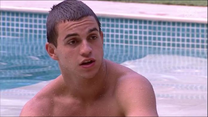 BBB17: Manoel faz comentário homofóbico e público organiza boicote na web