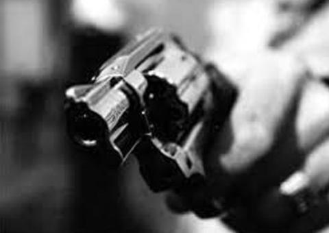 Dupla anuncia assalto no hotel de alto padrão em Manaus