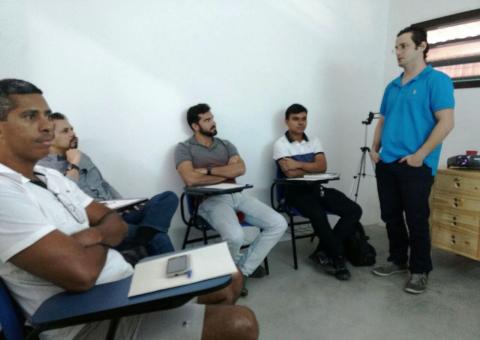 Curso ensina alternativas para equilibrar as finanças em Manaus