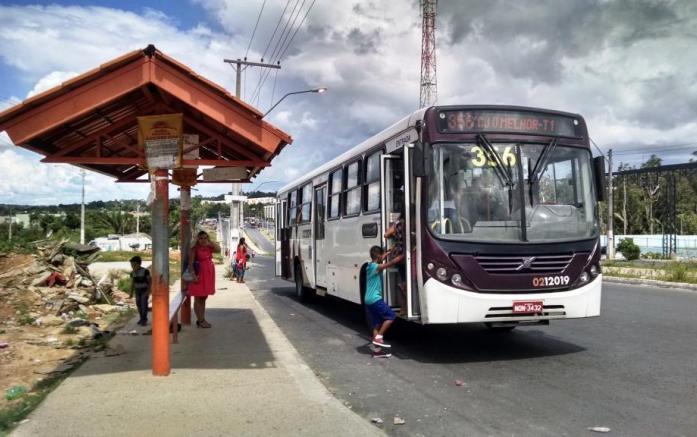 Detento do semiaberto e parceiros são presos acusados de assaltar ônibus em Manaus