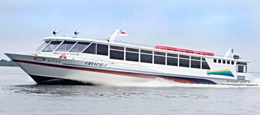 Justiça decreta transporte gratuito de idosos e deficientes em lanchas na rota Manaus/Tefé