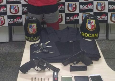 Em Manaus, procurado pela Justiça é encontrado armado em carro