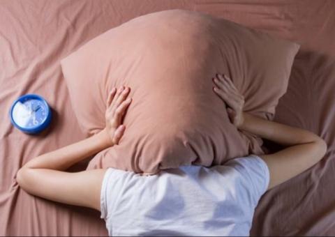 Sofre de insônia? Conheça planta que pode favorecer o sono 