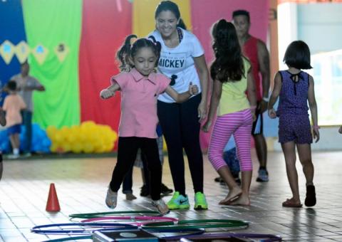 Primeiro dia da Colônia de Férias no Magdalena Arce Daou encanta crianças