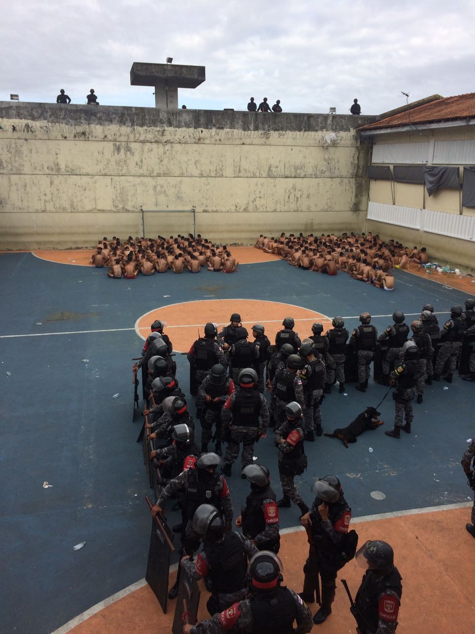 134 detentos que fugiram durante rebeliões ainda não foram recapturados