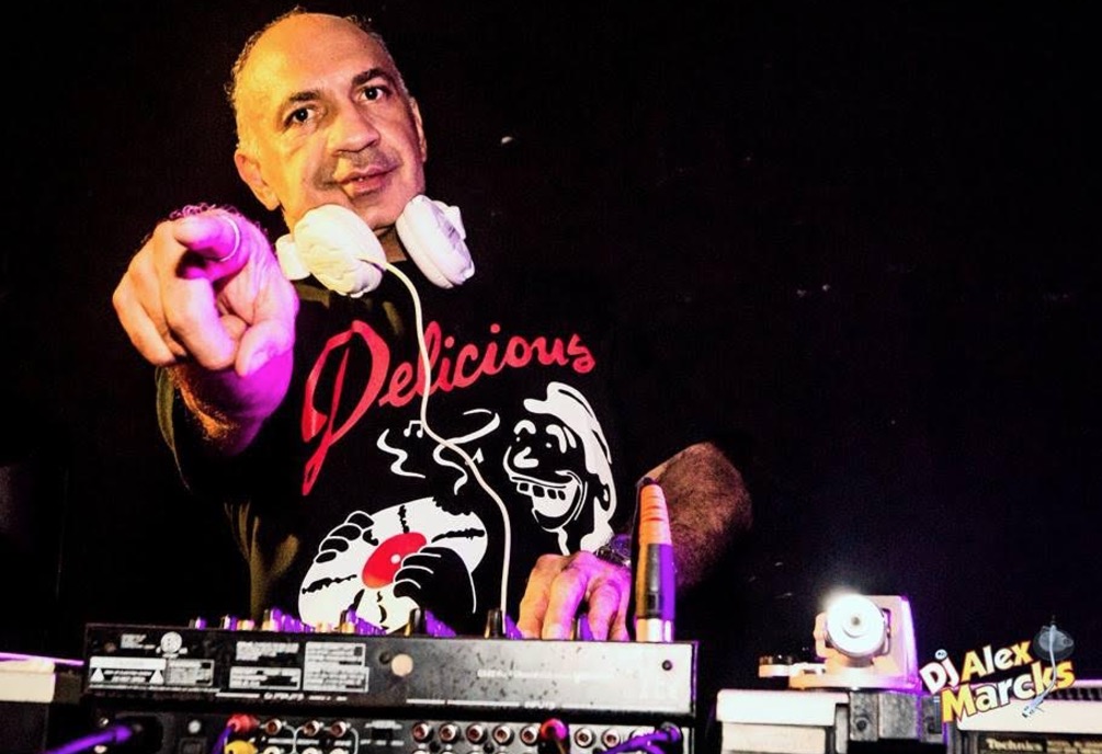 DJ Alex Marcks agita a ‘Noite do Flashback’ nesta sexta-feira