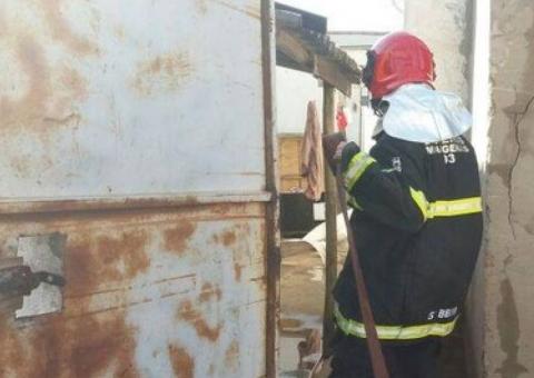 Mulher mata bebê queimado para se vingar da ex