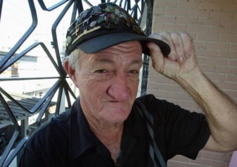  Morre, aos 85 anos, o assistente de palco Russo