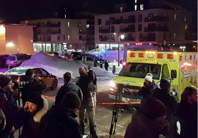 Ao menos cinco pessoas morrem em ataque a mesquita em Quebec, diz agência