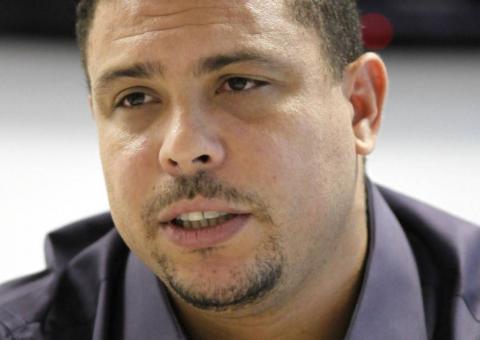 Ronaldo Fenômeno despeja inquilinos e confusão vai parar na Justiça